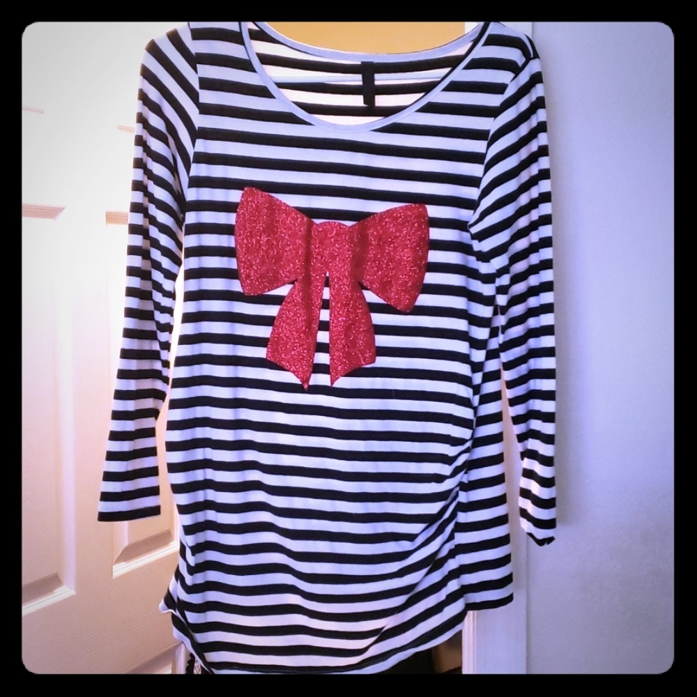 Maternity stripped long sleve